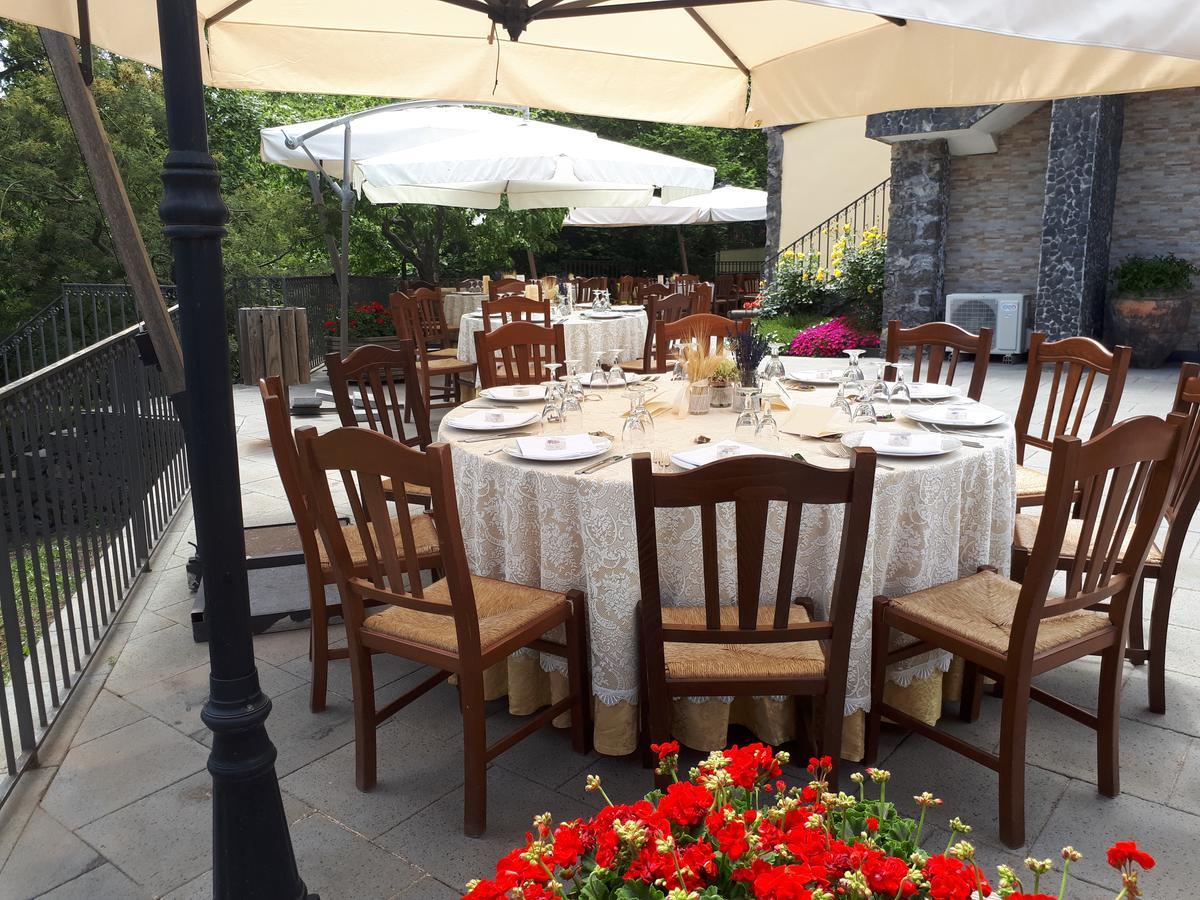 Ai Vecchi Crateri Hostal SantʼAlfio Exterior foto